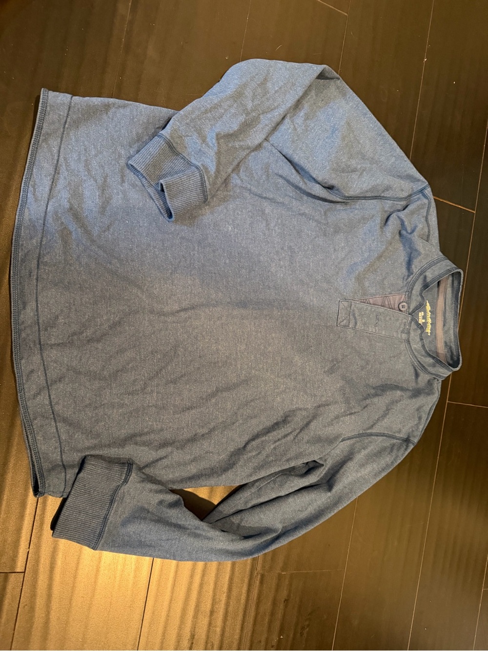 Eddie Bauer Heathered Navy Long-Sleeve Henley Euc size medium